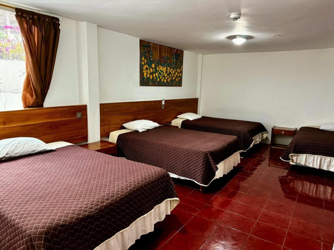 Hostal Muyuyo Puerto Ayora  Buitenkant foto